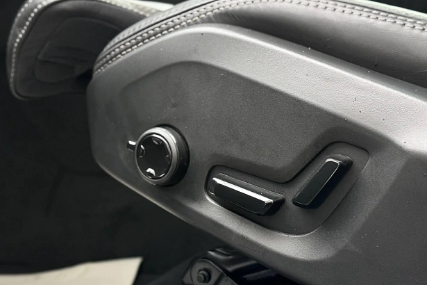 XC60 Ультра / Ultra 2.0 AT 4WD (250 л.с.) фото 29