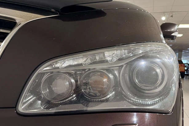 QX56 Hi-Tech 5.6 AT 4WD (405 л.с.) фото 20