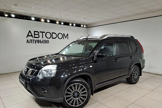 X-Trail LE High 2.5 CVT 4WD (169 л.с.) фото 1