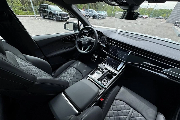 Q7 45 TFSI quattro tiptronic 2.0 AT 4WD (252 л.с.) фото 12