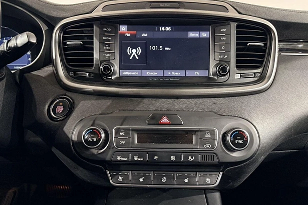 Sorento Prestige 3.5 AT 4WD (249 л.с.) фото 16