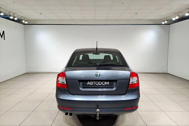 Octavia Ambition 1.4 AMT (122 л.с.) фото 8
