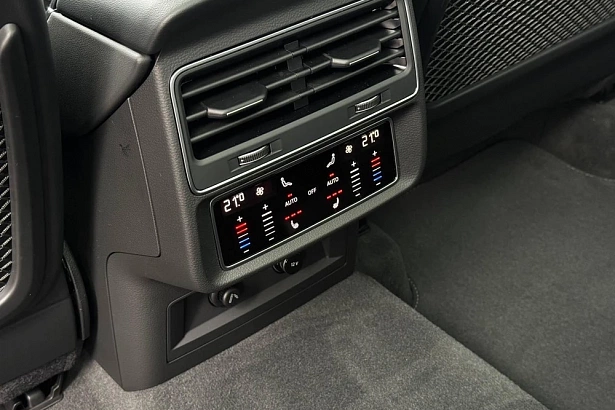 Q7 45 TFSI quattro tiptronic 2.0 AT 4WD (252 л.с.) фото 23