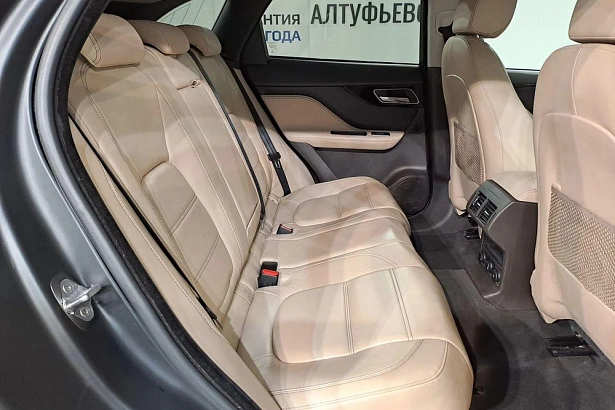 F-Pace Prestige 2.0d AT 4WD (240 л.с.) фото 12