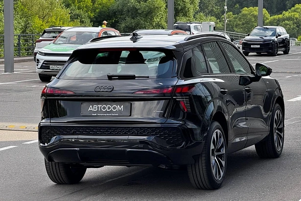Q3 Base 2.0 AMT 4WD (265 л.с.) фото 4