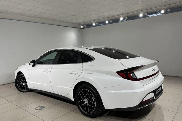 Sonata Elegance 2.5 AT (180 л.с.) фото 4