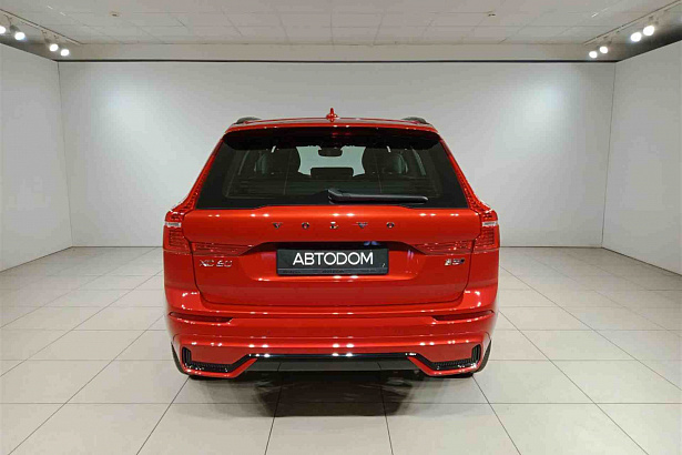 XC60 R-Design 2.0 AT 4WD (249 л.с.) фото 5