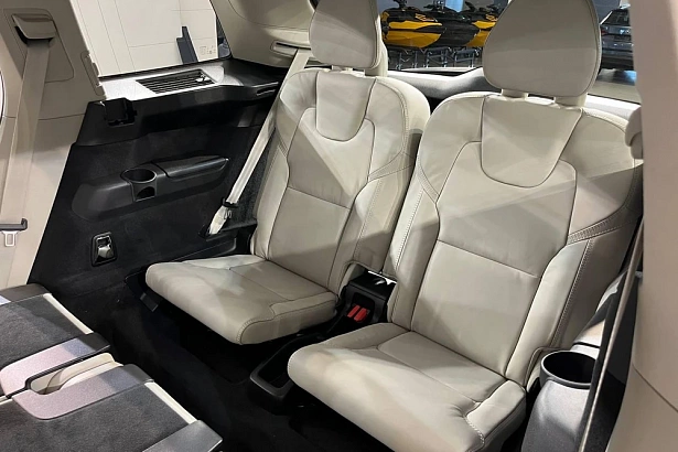 XC90 Ультра / Ultra 2.0 AT 4WD (250 л.с.) фото 27