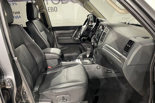 Pajero GLS 3.0 AT 4WD (178 л.с.) фото 10
