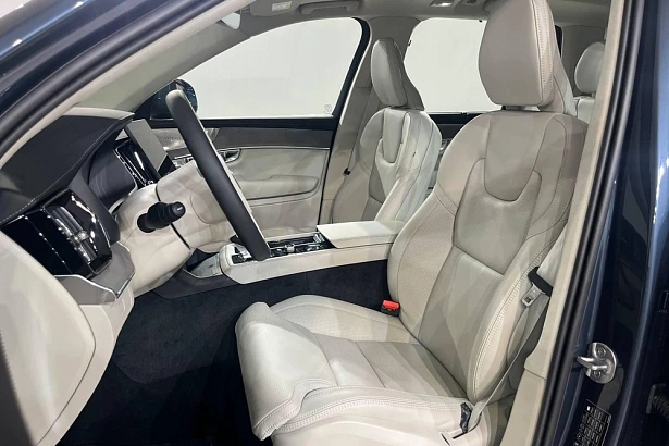 XC90 Ультра / Ultra 2.0 AT 4WD (250 л.с.) фото 22
