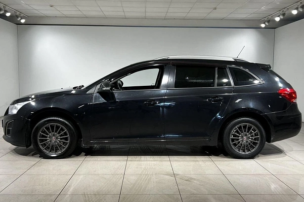 Cruze LT 1.8 AT (141 л.с.) фото 3