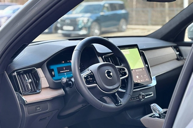 XC90 Ультра / Ultra 2.0 AT 4WD (250 л.с.) фото 9