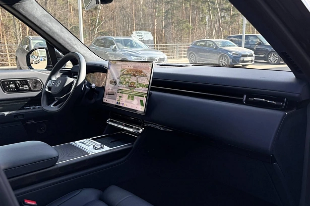 9X Base 55 kWh 2.0hyb AT 4WD (898 л.с.) фото 10