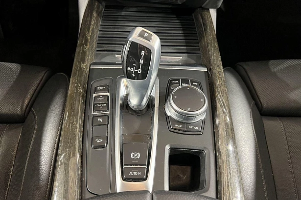 X5 Prestige 3.0d AT 4WD (249 л.с.) фото 18