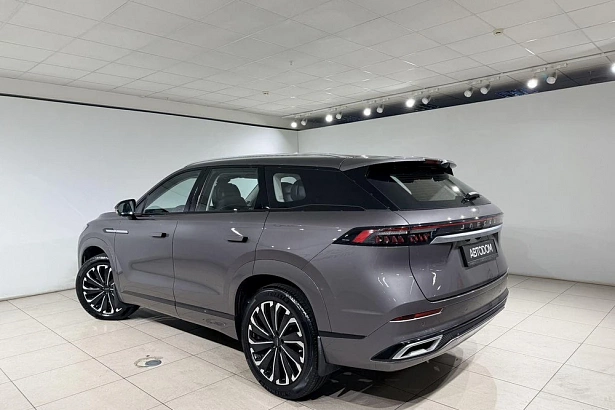 J8 Престиж 2.0 AMT 4WD (249 л.с.) фото 4