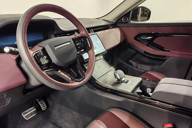 Range Rover Evoque R-Dynamic SE 2.0 AT 4WD (249 л.с.) фото 10