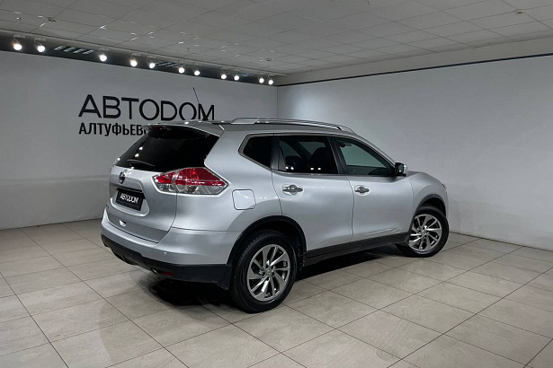 X-Trail SE+ 2.0 CVT 4WD (144 л.с.) фото 6