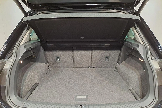 Tiguan Connect Plus 2.0d AMT 4WD (150 л.с.) фото 15