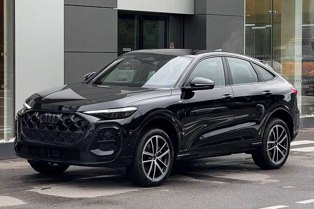 Q5 TFSI quattro S tronic 2.0 AMT 4WD (272 л.с.) фото 1