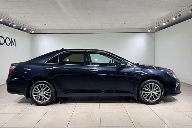 Camry Exclusive 2.5 AT (181 л.с.) фото 7