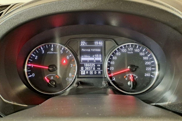 X-Trail LE High 2.5 CVT 4WD (169 л.с.) фото 15