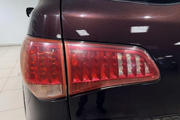 QX56 Hi-Tech 5.6 AT 4WD (405 л.с.) фото 21