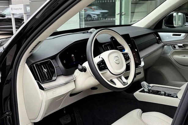 XC90 Ультра / Ultra 2.0 AT 4WD (250 л.с.) фото 9