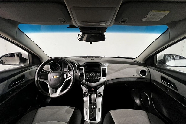Cruze LS 1.6 AT (109 л.с.) фото 9