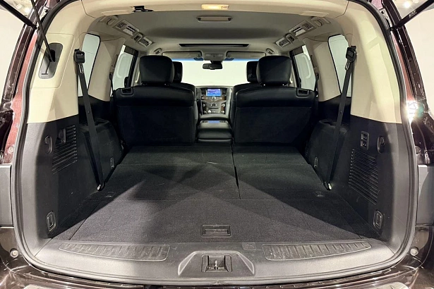 QX56 Hi-Tech 5.6 AT 4WD (405 л.с.) фото 14