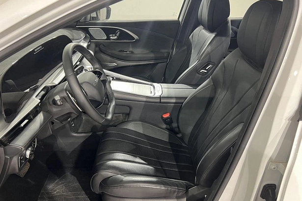TXL Престиж 1.6 AMT 4WD (194 л.с.) фото 9