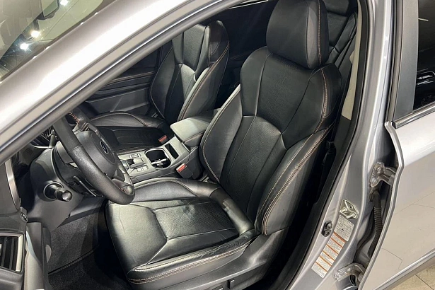 XV Elegance 2.0 CVT 4WD (150 л.с.) фото 17
