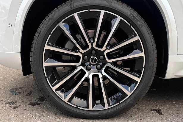 XC90 Ультра Темный (7 мест) / Ultra Dark (7 мест) 2.0 AT 4WD (250 л.с.) фото 21