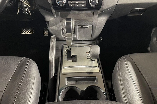 Pajero GLS 3.0 AT 4WD (178 л.с.) фото 17