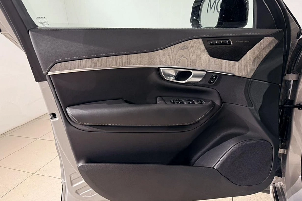 XC90 Ultimate 2.0hyb AT 4WD (455 л.с.) фото 18
