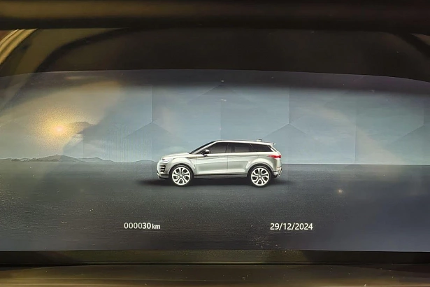 Range Rover Evoque R-Dynamic SE 2.0 AT 4WD (249 л.с.) фото 17