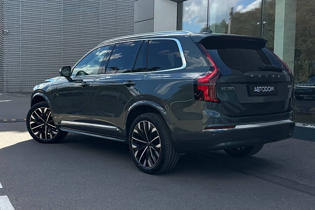 XC90 Ультра Темный (7 мест) / Ultra Dark (7 мест) 2.0 AT 4WD (250 л.с.) фото 3