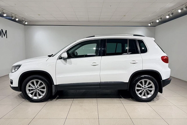 Tiguan Avenue 2.0 AT 4WD (170 л.с.) фото 3