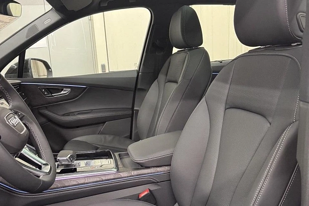 Q7 45 TFSI quattro tiptronic 2.0 AT 4WD (252 л.с.) фото 8