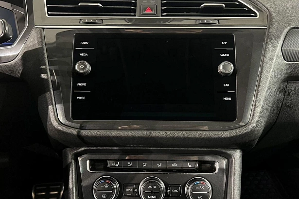 Tiguan Connect Plus 1.4 AMT 4WD (150 л.с.) фото 20