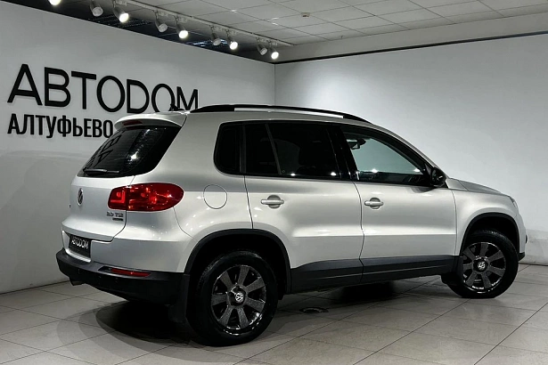 Tiguan Track & Field 2.0 AT 4WD (180 л.с.) фото 5