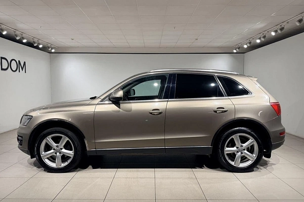 Q5 Базовая 2.0 AMT 4WD (211 л.с.) фото 3
