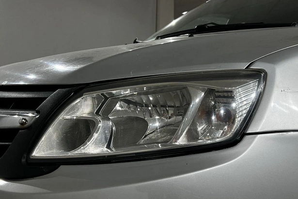 Granta Luxe 1.6 MT (98 л.с.) фото 9