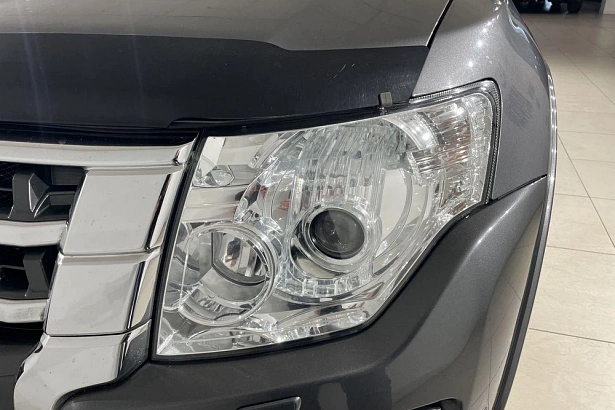 Pajero GLS 3.0 AT 4WD (178 л.с.) фото 20