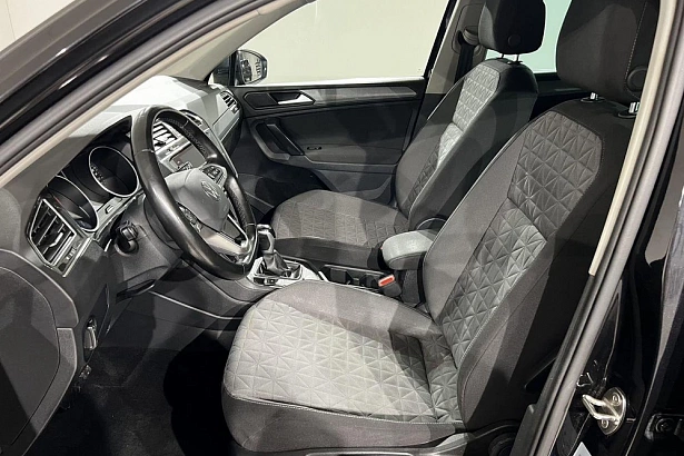 Tiguan Status 2.0 AMT 4WD (180 л.с.) фото 10