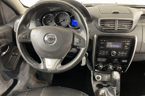 Terrano Elegance 2.0 AT 4WD (143 л.с.) фото 13