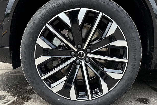XC90 Ультра / Ultra 2.0 AT 4WD (250 л.с.) фото 29