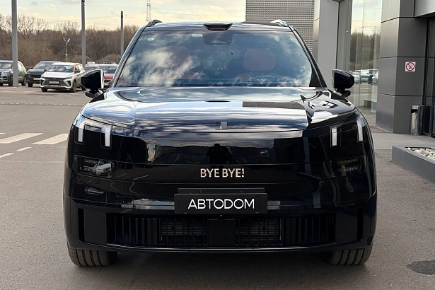 900 Ultra 2.0hyb AT 4WD (734 л.с.) фото 4