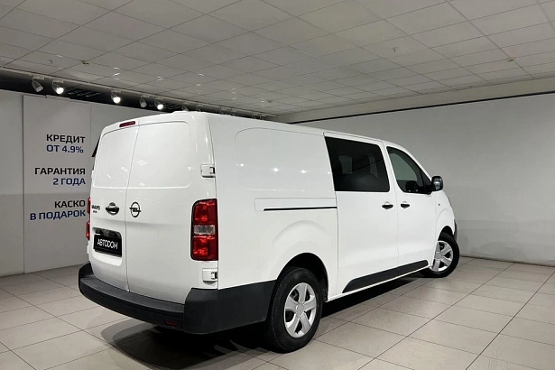 Vivaro Base 2.0d MT (150 л.с.) фото 6