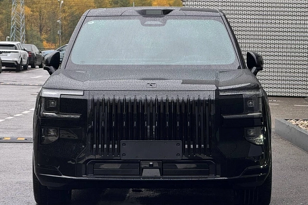 9X Hyper 70 kWh 2.0hyb AT 4WD (1401 л.с.) фото 3