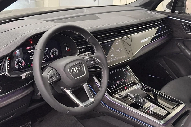 Q7 45 TFSI quattro tiptronic 2.0 AT 4WD (252 л.с.) фото 9